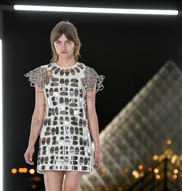 T&#x3BF; &#x3C0;&#x3B9;&#x3BF; &#x3BF;&#x3BB;&#x3BF;&#x3BA;&#x3BB;&#x3B7;&#x3C1;&#x3C9;&#x3BC;&#x3AD;&#x3BD;&#x3BF; &#x3BA;&#x3B1;&#x3B9; &#x3C0;&#x3B9;&#x3C3;&#x3C4;&#x3BF;&#x3C0;&#x3BF;&#x3B9;&#x3B7;&#x3BC;&#x3AD;&#x3BD;&#x3BF; &#x3C0;&#x3C1;&#x3CC;&#x3B3;&#x3C1;&#x3B1;&#x3BC;&#x3BC;&#x3B1; &#x3B3;&#x3B9;&#x3B1; &#x3C4;&#x3BF; Fashion Management &#x3AD;&#x3C1;&#x3C7;&#x3B5;&#x3C4;&#x3B1;&#x3B9; &#x3C4;&#x3BF;&#x3BD; &#x39F;&#x3BA;&#x3C4;&#x3CE;&#x3B2;&#x3C1;&#x3B9;&#x3BF;