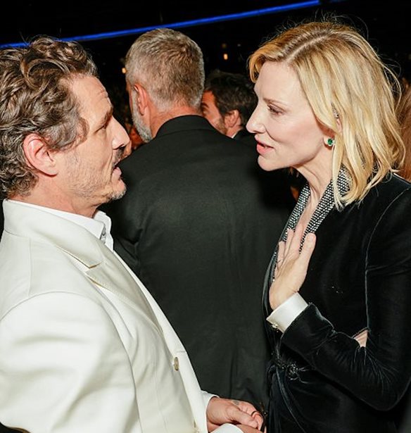 Emmys 2025 | &#x393;&#x3B9;&#x3B1;&#x3C4;&#x3AF; &#x3BF; Pedro Pascal &#x3AE;&#x3C4;&#x3B1;&#x3BD; &#x3BF; &#x3C0;&#x3C1;&#x3C9;&#x3C4;&#x3B1;&#x3B3;&#x3C9;&#x3BD;&#x3B9;&#x3C3;&#x3C4;&#x3AE;&#x3C2; &#x3C4;&#x3B7;&#x3C2; &#x3B2;&#x3C1;&#x3B1;&#x3B4;&#x3B9;&#x3AC;&#x3C2;;