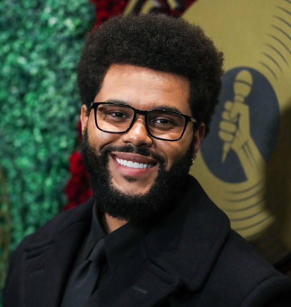 &#x386;&#x3BB;&#x3BB;&#x3BF;&#x3C2; &#x3AD;&#x3BD;&#x3B1;&#x3C2; &#x3C3;&#x3C4;&#x3B1;&#x3C1; &#x3C3;&#x3BA;&#x3AD;&#x3C6;&#x3C4;&#x3B5;&#x3C4;&#x3B1;&#x3B9; &#x3BD;&#x3B1; &#x3B1;&#x3BD;&#x3C4;&#x3B9;&#x3B3;&#x3C1;&#x3AC;&#x3C8;&#x3B5;&#x3B9; &#x3C4;&#x3BF;&#x3BD; Kanye West &#x3BA;&#x3B1;&#x3B9; &#x3BD;&#x3B1; &#x3B1;&#x3BB;&#x3BB;&#x3AC;&#x3BE;&#x3B5;&#x3B9; &#x3C4;&#x3BF; &#x3CC;&#x3BD;&#x3BF;&#x3BC;&#x3AC; &#x3C4;&#x3BF;&#x3C5;