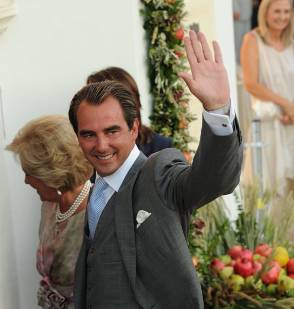 &#x39F; &#x3A0;&#x3B1;&#x3CD;&#x3BB;&#x3BF;&#x3C2; &#x39D;&#x3C4;&#x3B5; &#x393;&#x3BA;&#x3C1;&#x3B5;&#x3C2; &#x3BA;&#x3BF;&#x3C5;&#x3BC;&#x3C0;&#x3AC;&#x3C1;&#x3BF;&#x3C2; &#x3C3;&#x3C4;&#x3BF;&#x3BD; &#x3C0;&#x3C1;&#x3CE;&#x3C4;&#x3BF; &#x3B3;&#x3AC;&#x3BC;&#x3BF; &#x3C4;&#x3BF;&#x3C5; &#x39D;&#x3B9;&#x3BA;&#x3CC;&#x3BB;&#x3B1;&#x3BF;&#x3C5; 15 &#x3C7;&#x3C1;&#x3CC;&#x3BD;&#x3B9;&#x3B1; &#x3C0;&#x3C1;&#x3B9;&#x3BD;