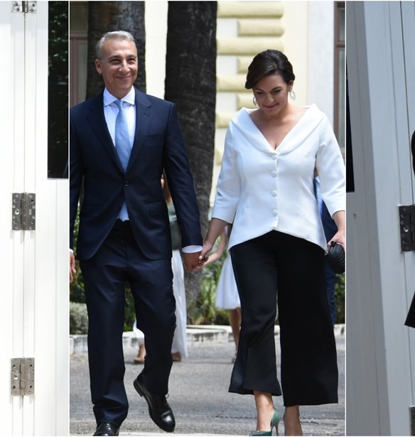 Power Dressing | &#x39F;&#x3B9; &#x3B5;&#x3BC;&#x3C6;&#x3B1;&#x3BD;&#x3AF;&#x3C3;&#x3B5;&#x3B9;&#x3C2; &#x3C4;&#x3C9;&#x3BD; &#x3BD;&#x3AD;&#x3C9;&#x3BD; &#x3C5;&#x3C0;&#x3BF;&#x3C5;&#x3C1;&#x3B3;&#x3CE;&#x3BD; &#x3B1;&#x3C0;&#x3CC; &#x3C4;&#x3B7;&#x3BD; &#x3BF;&#x3C1;&#x3BA;&#x3C9;&#x3BC;&#x3BF;&#x3C3;&#x3AF;&#x3B1; &#x3C4;&#x3B7;&#x3C2; &#x3BD;&#x3AD;&#x3B1;&#x3C2; &#x3BA;&#x3C5;&#x3B2;&#x3AD;&#x3C1;&#x3BD;&#x3B7;&#x3C3;&#x3B7;&#x3C2;