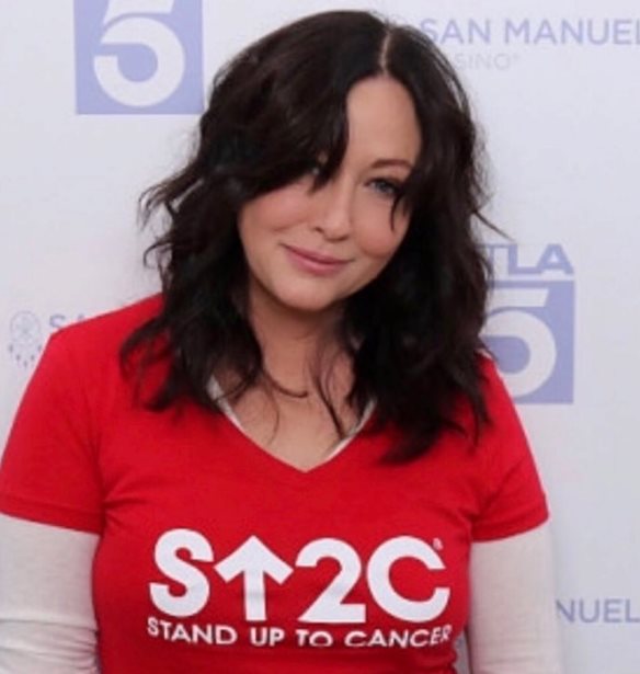 H &#x3C3;&#x3C5;&#x3B3;&#x3BA;&#x3BB;&#x3BF;&#x3BD;&#x3B9;&#x3C3;&#x3C4;&#x3B9;&#x3BA;&#x3AE; &#x3B1;&#x3BD;&#x3AC;&#x3C1;&#x3C4;&#x3B7;&#x3C3;&#x3B7; &#x3C4;&#x3B7;&#x3C2; Shannen Doherty &#x3B3;&#x3B9;&#x3B1; &#x3C4;&#x3B7;&#x3BD; &#x3BC;&#x3B5;&#x3C4;&#x3AC;&#x3C3;&#x3C4;&#x3B1;&#x3C3;&#x3B7; &#x3C4;&#x3BF;&#x3C5; &#x3BA;&#x3B1;&#x3C1;&#x3BA;&#x3AF;&#x3BD;&#x3BF;&#x3C5; &#x3C4;&#x3B7;&#x3C2;