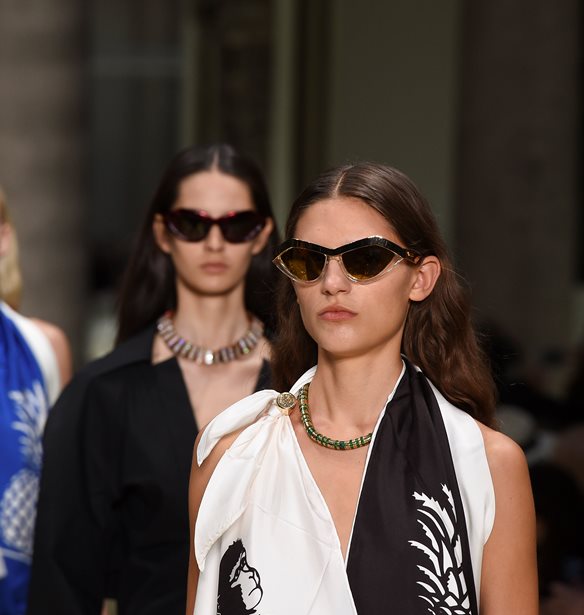 Bottega Veneta | &#x39D;&#x3B1; &#x3B3;&#x3B9;&#x3B1;&#x3C4;&#x3AF; &#x3B4;&#x3B9;&#x3AD;&#x3B3;&#x3C1;&#x3B1;&#x3C8;&#x3B5; &#x3C4;&#x3BF;&#x3C5;&#x3C2; &#x3BB;&#x3BF;&#x3B3;&#x3B1;&#x3C1;&#x3B9;&#x3B1;&#x3C3;&#x3BC;&#x3BF;&#x3CD;&#x3C2; &#x3C4;&#x3B7;&#x3C2; &#x3C3;&#x3C4;&#x3B1; social media