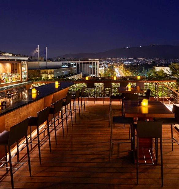 #Tidbits *: Bar Voyage