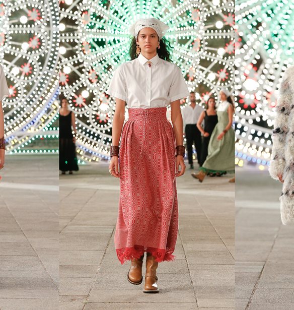 Dior | &#x394;&#x3B5;&#x3BD; &#x3AD;&#x3C7;&#x3B5;&#x3B9; &#x3B1;&#x3BA;&#x3CC;&#x3BC;&#x3B1; &#x3C5;&#x3C0;&#x3BF;&#x3B2;&#x3AC;&#x3BB;&#x3B5;&#x3B9; &#x3B1;&#x3AF;&#x3C4;&#x3B7;&#x3BC;&#x3B1; &#x3B3;&#x3B9;&#x3B1; &#x3C4;&#x3BF; &#x3C7;&#x3CE;&#x3C1;&#x3BF; &#x3CC;&#x3C0;&#x3BF;&#x3C5; &#x3B8;&#x3AD;&#x3BB;&#x3B5;&#x3B9; &#x3BD;&#x3B1; &#x3C0;&#x3B1;&#x3C1;&#x3BF;&#x3C5;&#x3C3;&#x3B9;&#x3AC;&#x3C3;&#x3B5;&#x3B9; &#x3C4;&#x3B7; &#x3C3;&#x3C5;&#x3BB;&#x3BB;&#x3BF;&#x3B3;&#x3AE; &#x3C4;&#x3BF;&#x3C5;