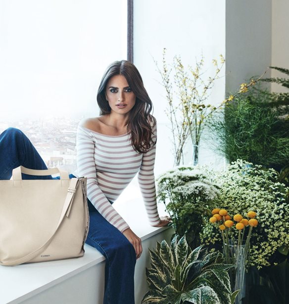 &#x397; Carpisa &#x3AD;&#x3C7;&#x3B5;&#x3B9; &#x3BA;&#x3AC;&#x3B8;&#x3B5; &#x3C4;&#x3C3;&#x3AC;&#x3BD;&#x3C4;&#x3B1; &#x3C0;&#x3BF;&#x3C5; &#x3C7;&#x3C1;&#x3B5;&#x3B9;&#x3AC;&#x3B6;&#x3B5;&#x3C3;&#x3B1;&#x3B9; &#x3B3;&#x3B9;&#x3B1; &#x3C4;&#x3B7; &#x3BD;&#x3AD;&#x3B1; &#x3C3;&#x3B5;&#x3B6;&#x3CC;&#x3BD;