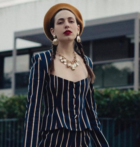 Vintage, Fast Fashion &#x3BA;&#x3B1;&#x3B9; Trends | &#x397; &#x3A6;&#x3C9;&#x3C4;&#x3B5;&#x3B9;&#x3BD;&#x3AE; &#x3A4;&#x3C1;&#x3AC;&#x3BA;&#x3B1; &#x3BC;&#x3B9;&#x3BB;&#x3AC; &#x3C3;&#x3C4;&#x3BF; madamefigaro.gr &#x3B3;&#x3B9;&#x3B1; &#x3C4;&#x3B7; &#x3B4;&#x3B9;&#x3BA;&#x3AE; &#x3C4;&#x3B7;&#x3C2; &#x3C0;&#x3C1;&#x3BF;&#x3C3;&#x3AD;&#x3B3;&#x3B3;&#x3B9;&#x3C3;&#x3B7; &#x3C3;&#x3C4;&#x3BF; &#x3C3;&#x3C4;&#x3B9;&#x3BB;