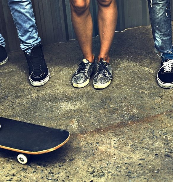 &#x3A0;&#x3AD;&#x3BD;&#x3C4;&#x3B5; &#x3BB;&#x3BF;&#x3B3;&#x3B1;&#x3C1;&#x3B9;&#x3B1;&#x3C3;&#x3BC;&#x3BF;&#x3AF; &#x3C3;&#x3C4;&#x3BF; Instagram &#x3B3;&#x3B9;&#x3B1; &#x3C4;&#x3BF;&#x3C5;&#x3C2; &#x3BB;&#x3AC;&#x3C4;&#x3C1;&#x3B5;&#x3B9;&#x3C2; &#x3C4;&#x3C9;&#x3BD; sneakers