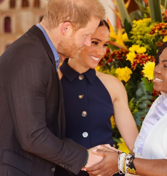 Meghan Markle &amp; &#x3A0;&#x3C1;&#x3AF;&#x3B3;&#x3BA;&#x3B9;&#x3C0;&#x3B1;&#x3C2; Harry | &#x3A0;&#x3CE;&#x3C2; &#x3C0;&#x3C1;&#x3BF;&#x3AD;&#x3BA;&#x3C5;&#x3C8;&#x3B5; &#x3C4;&#x3BF; &#x3C4;&#x3B1;&#x3BE;&#x3AF;&#x3B4;&#x3B9; &#x3C4;&#x3BF;&#x3C5;&#x3C2; &#x3C3;&#x3C4;&#x3B7;&#x3BD; &#x39A;&#x3BF;&#x3BB;&#x3BF;&#x3BC;&#x3B2;&#x3AF;&#x3B1;