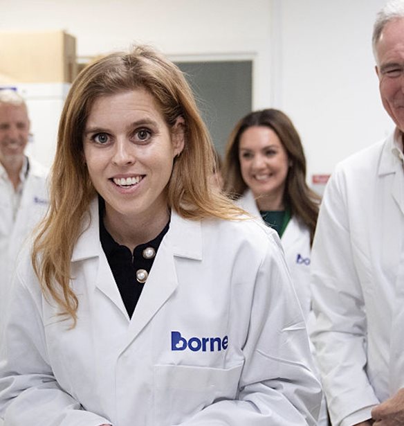 &#x3A0;&#x3C1;&#x3B9;&#x3B3;&#x3BA;&#x3AF;&#x3C0;&#x3B9;&#x3C3;&#x3C3;&#x3B1; &#x392;&#x3B5;&#x3B1;&#x3C4;&#x3C1;&#x3AF;&#x3BA;&#x3B7; | &#x397; &#x3C0;&#x3C1;&#x3CE;&#x3C4;&#x3B7; &#x3B4;&#x3B7;&#x3BC;&#x3CC;&#x3C3;&#x3B9;&#x3B1; &#x3B5;&#x3BC;&#x3C6;&#x3AC;&#x3BD;&#x3B9;&#x3C3;&#x3B7; &#x3BC;&#x3B5;&#x3C4;&#x3AC; &#x3C4;&#x3B7;&#x3BD; &#x3C4;&#x3B1;&#x3C0;&#x3B5;&#x3B9;&#x3BD;&#x3C9;&#x3C4;&#x3B9;&#x3BA;&#x3AE; &#x3B1;&#x3C6;&#x3B1;&#x3AF;&#x3C1;&#x3B5;&#x3C3;&#x3B7; &#x3C4;&#x3C9;&#x3BD; &#x3C4;&#x3AF;&#x3C4;&#x3BB;&#x3C9;&#x3BD; &#x3C4;&#x3BF;&#x3C5; &#x3C0;&#x3B1;&#x3C4;&#x3AD;&#x3C1;&#x3B1; &#x3C4;&#x3B7;&#x3C2;