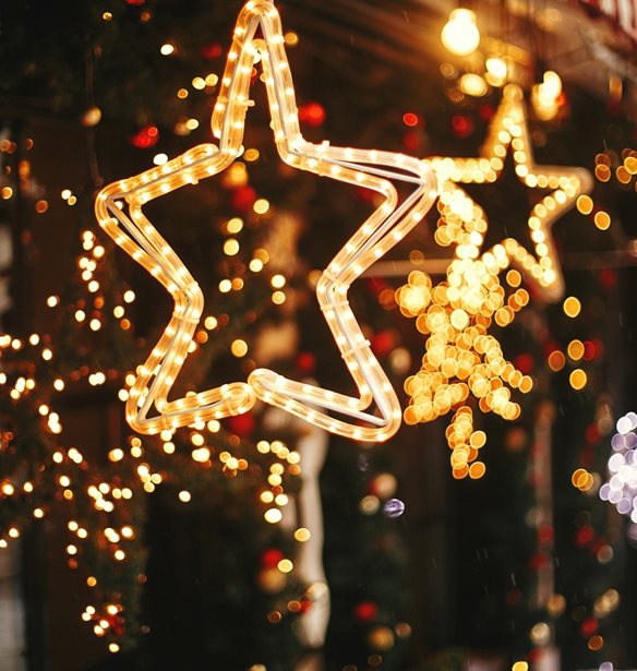 &#x397; &#x3BC;&#x3B1;&#x3B3;&#x3B5;&#x3AF;&#x3B1; &#x3C4;&#x3C9;&#x3BD; &#x3A7;&#x3C1;&#x3B9;&#x3C3;&#x3C4;&#x3BF;&#x3C5;&#x3B3;&#x3AD;&#x3BD;&#x3BD;&#x3C9;&#x3BD; &#x3AD;&#x3C1;&#x3C7;&#x3B5;&#x3C4;&#x3B1;&#x3B9; &#x3C3;&#x3C4;&#x3BF; &#x394;&#x3AE;&#x3BC;&#x3BF; &#x391;&#x3BC;&#x3B1;&#x3C1;&#x3BF;&#x3C5;&#x3C3;&#x3AF;&#x3BF;&#x3C5;