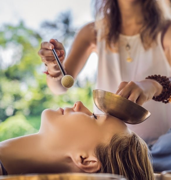 Mindful Weeks | M&#x3BF;&#x3BD;&#x3B1;&#x3B4;&#x3B9;&#x3BA;&#x3AD;&#x3C2; &#x3B5;&#x3BC;&#x3C0;&#x3B5;&#x3B9;&#x3C1;&#x3AF;&#x3B5;&#x3C2; &#x3B5;&#x3BD;&#x3C3;&#x3C5;&#x3BD;&#x3B1;&#x3AF;&#x3C3;&#x3B8;&#x3B7;&#x3C3;&#x3B7;&#x3C2; &#x3BA;&#x3B1;&#x3B9; wellbeing &#x3CC;&#x3BB;&#x3BF; &#x3C4;&#x3BF; &#x3BA;&#x3B1;&#x3BB;&#x3BF;&#x3BA;&#x3B1;&#x3AF;&#x3C1;&#x3B9; &#x3C3;&#x3B5; &#x39C;&#x3CD;&#x3BA;&#x3BF;&#x3BD;&#x3BF; &#x3BA;&#x3B1;&#x3B9; &#x3A7;&#x3B1;&#x3BD;&#x3B9;&#x3AC;