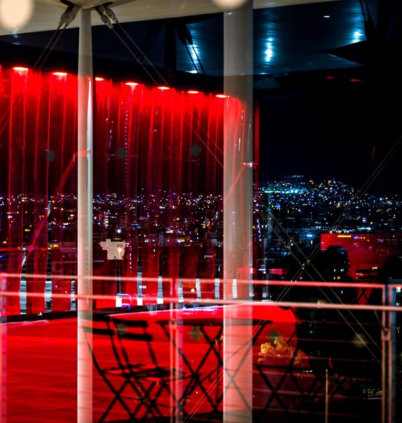 &#x39A;&#x3A0;&#x399;&#x3A3;&#x39D;: &#x388;&#x3BD;&#x3B1; 360&#x2DA; Pop-Up Bar &#x3BC;&#x3B5; &#x3C0;&#x3B1;&#x3BD;&#x3BF;&#x3C1;&#x3B1;&#x3BC;&#x3B9;&#x3BA;&#x3AE; &#x3B8;&#x3AD;&#x3B1; &#x3BC;&#x3CC;&#x3BD;&#x3BF; &#x3B3;&#x3B9;&#x3B1; &#x3C4;&#x3B9;&#x3C2; &#x3B3;&#x3B9;&#x3BF;&#x3C1;&#x3C4;&#x3AD;&#x3C2;
