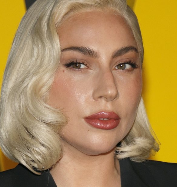 Lady Gaga | &#x395;&#x3C4;&#x3BF;&#x3B9;&#x3BC;&#x3AC;&#x3B6;&#x3B5;&#x3C4;&#x3B1;&#x3B9; &#x3B3;&#x3B9;&#x3B1; &#x3C4;&#x3BF;&#x3C5;&#x3C2; &#x39F;&#x3BB;&#x3C5;&#x3BC;&#x3C0;&#x3B9;&#x3B1;&#x3BA;&#x3BF;&#x3CD;&#x3C2; &#x391;&#x3B3;&#x3CE;&#x3BD;&#x3B5;&#x3C2; &#x3C4;&#x3BF;&#x3C5; &#x3A0;&#x3B1;&#x3C1;&#x3B9;&#x3C3;&#x3B9;&#x3BF;&#x3CD;;