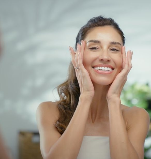 Δύο οροί σε έναν για εντυπωσιακή αντιρυτιδική δράση