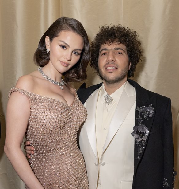 &#x393;&#x3B9;&#x3B1;&#x3C4;&#x3AF; &#x3B7; Selena Gomez &#x3B2;&#x3C1;&#x3AF;&#x3C3;&#x3BA;&#x3B5;&#x3B9; &#x3C4;&#x3BF;&#x3BD; Benny Blanco &quot;&#x3B5;&#x3B8;&#x3B9;&#x3C3;&#x3C4;&#x3B9;&#x3BA;&#x3CC;&quot;