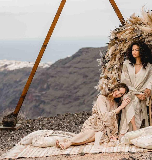 &quot;Desert Flower&quot; | &#x397; &#x3BD;&#x3AD;&#x3B1; &#x3C3;&#x3C5;&#x3BB;&#x3BB;&#x3BF;&#x3B3;&#x3AE; &#x3C4;&#x3BF;&#x3C5; &#x3B5;&#x3BB;&#x3BB;&#x3B7;&#x3BD;&#x3B9;&#x3BA;&#x3BF;&#x3CD; brand MYA collection &#x3B1;&#x3C0;&#x3B5;&#x3C5;&#x3B8;&#x3CD;&#x3BD;&#x3B5;&#x3C4;&#x3B1;&#x3B9; &#x3C3;&#x3B5; &#x3B3;&#x3C5;&#x3BD;&#x3B1;&#x3AF;&#x3BA;&#x3B5;&#x3C2; &#x3C0;&#x3BF;&#x3C5; &#x3B1;&#x3B3;&#x3B1;&#x3C0;&#x3BF;&#x3CD;&#x3BD; &#x3C4;&#x3BF; &#x3BA;&#x3B1;&#x3BB;&#x3BF;&#x3BA;&#x3B1;&#x3AF;&#x3C1;&#x3B9;