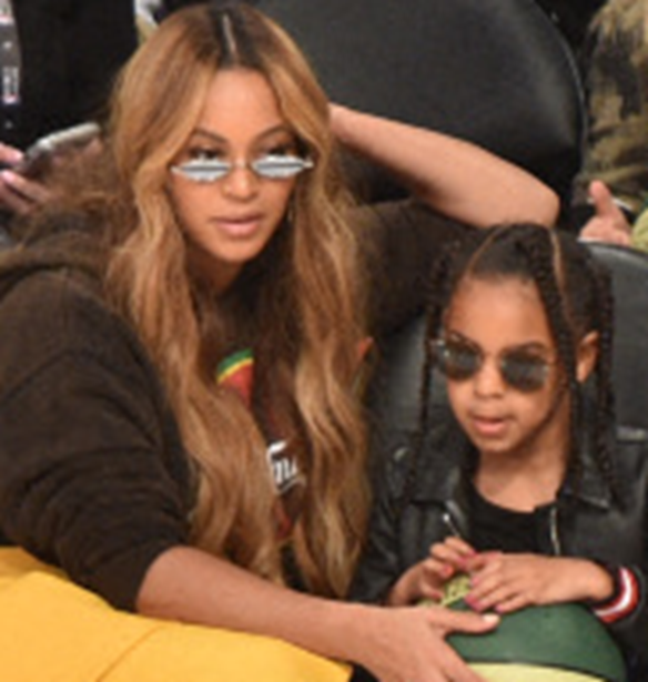 Blue Ivy | &#x397; 10&#x3C7;&#x3C1;&#x3BF;&#x3BD;&#x3B7; &#x3BA;&#x3CC;&#x3C1;&#x3B7; &#x3C4;&#x3B7;&#x3C2; Beyonce &#x3C0;&#x3C1;&#x3CC;&#x3C3;&#x3C6;&#x3B5;&#x3C1;&#x3B5; 80 &#x3C7;&#x3B9;&#x3BB;&#x3B9;&#x3AC;&#x3B4;&#x3B5;&#x3C2; &#x3B4;&#x3BF;&#x3BB;&#x3AC;&#x3C1;&#x3B9;&#x3B1; &#x3C3;&#x3B5; &#x3B4;&#x3B7;&#x3BC;&#x3BF;&#x3C0;&#x3C1;&#x3B1;&#x3C3;&#x3AF;&#x3B1;