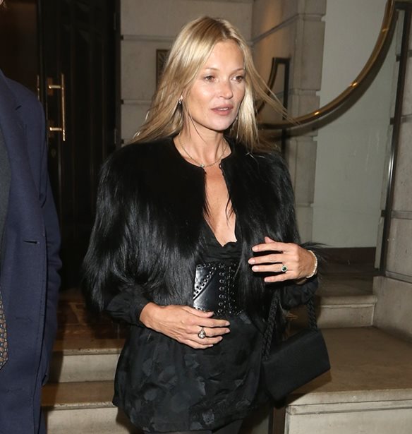 Kate Moss &amp; Gigi Hadid: &#x3A0;&#x3BF;&#x3CD; &#x3C4;&#x3B9;&#x3C2; &#x3B5;&#x3BD;&#x3C4;&#x3CC;&#x3C0;&#x3B9;&#x3C3;&#x3B5; &#x3BF; &#x3C6;&#x3C9;&#x3C4;&#x3BF;&#x3B3;&#x3C1;&#x3B1;&#x3C6;&#x3B9;&#x3BA;&#x3CC;&#x3C2; &#x3C6;&#x3B1;&#x3BA;&#x3CC;&#x3C2;;