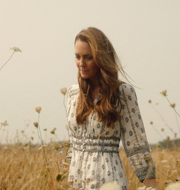 To floral &#x3C6;&#x3B8;&#x3B9;&#x3BD;&#x3BF;&#x3C0;&#x3C9;&#x3C1;&#x3B9;&#x3BD;&#x3CC; &#x3C6;&#x3CC;&#x3C1;&#x3B5;&#x3BC;&#x3B1; &#x3BC;&#x3B5; &#x3C4;&#x3BF; &#x3BF;&#x3C0;&#x3BF;&#x3AF;&#x3BF; &#x3B7; Kate Middleton &#x3B1;&#x3BD;&#x3B1;&#x3BA;&#x3BF;&#x3AF;&#x3BD;&#x3C9;&#x3C3;&#x3B5; &#x3C4;&#x3B7;&#x3BD; &#x3BF;&#x3BB;&#x3BF;&#x3BA;&#x3BB;&#x3AE;&#x3C1;&#x3C9;&#x3C3;&#x3B7; &#x3C4;&#x3C9;&#x3BD; &#x3C7;&#x3B7;&#x3BC;&#x3B5;&#x3B9;&#x3BF;&#x3B8;&#x3B5;&#x3C1;&#x3B1;&#x3C0;&#x3B5;&#x3B9;&#x3CE;&#x3BD; &#x3C4;&#x3B7;&#x3C2;