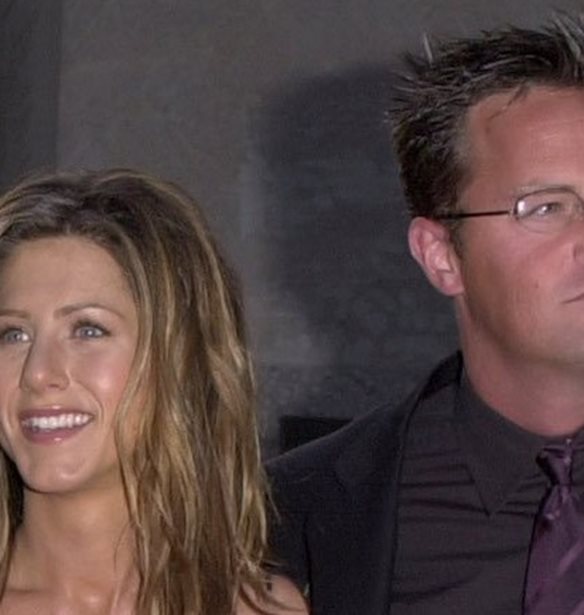 Jennifer Aniston: &quot;&#x394;&#x3B5;&#x3BD; &#x3B3;&#x3BD;&#x3CE;&#x3C1;&#x3B9;&#x3B6;&#x3B1; &#x3CC;&#x3C4;&#x3B9; &#x3BF; Matthew Perry &#x3B2;&#x3B1;&#x3C3;&#x3B1;&#x3BD;&#x3B9;&#x3B6;&#x3CC;&#x3C4;&#x3B1;&#x3BD; &#x3C4;&#x3CC;&#x3C3;&#x3BF;&quot;