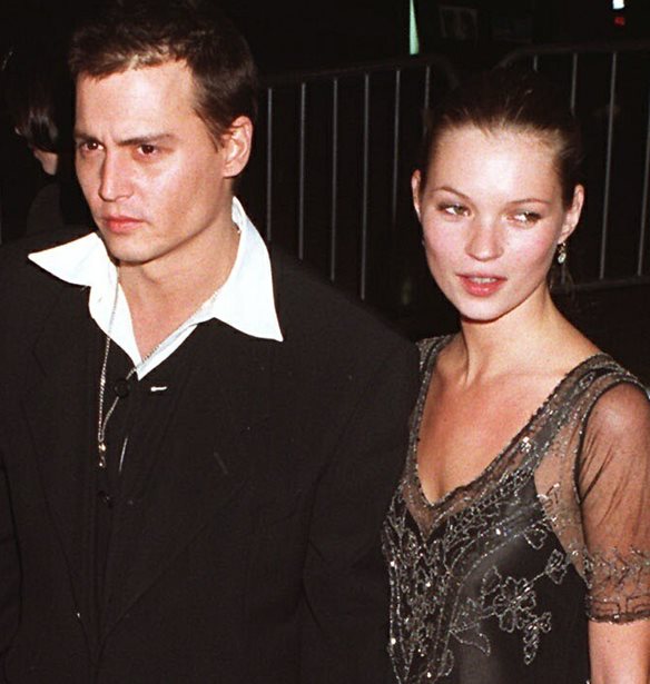 Johnny Depp | &#x3A5;&#x3C0;&#x3AC;&#x3C1;&#x3C7;&#x3B5;&#x3B9; &#x3C0;&#x3B9;&#x3B8;&#x3B1;&#x3BD;&#x3CC;&#x3C4;&#x3B7;&#x3C4;&#x3B1; &#x3B5;&#x3C0;&#x3B1;&#x3BD;&#x3B1;&#x3C3;&#x3CD;&#x3BD;&#x3B4;&#x3B5;&#x3C3;&#x3B7;&#x3C2; &#x3BC;&#x3B5; &#x3C4;&#x3B7;&#x3BD; Kate Moss;