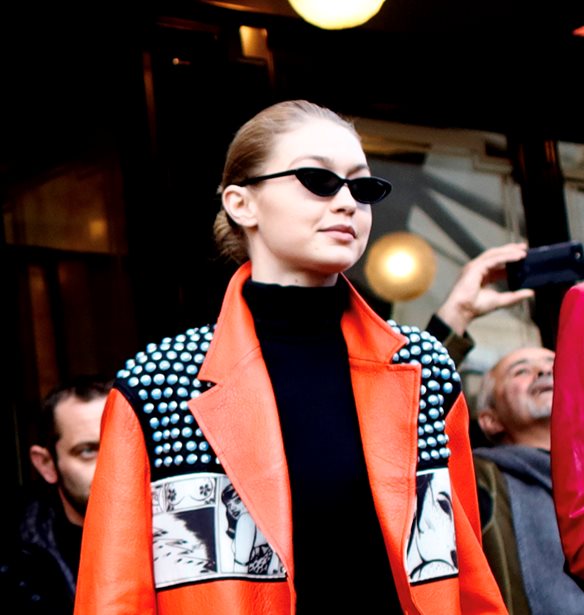 Gigi &#x3BA;&#x3B1;&#x3B9; Bella Hadid: &#x397; &quot;&#x3BC;&#x3AC;&#x3C7;&#x3B7;&quot; &#x3C4;&#x3C9;&#x3BD; power jackets