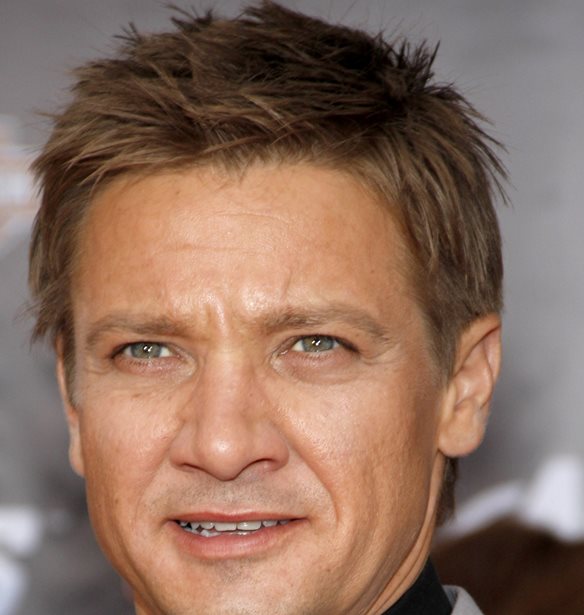 Jeremy Renner | H &#x3BB;&#x3B1;&#x3C4;&#x3C1;&#x3B5;&#x3AF;&#x3B1; &#x3C4;&#x3BF;&#x3C5; &#x3C3;&#x3C4;&#x3B7;&#x3BD; &#x3BA;&#x3CC;&#x3C1;&#x3B7; &#x3C4;&#x3BF;&#x3C5;, Ava Berlin, &#x3BA;&#x3B1;&#x3B9; &#x3B7; &#x3B4;&#x3B9;&#x3B1;&#x3BC;&#x3AC;&#x3C7;&#x3B7; &#x3B3;&#x3B9;&#x3B1; &#x3C4;&#x3B7;&#x3BD; &#x3BA;&#x3B7;&#x3B4;&#x3B5;&#x3BC;&#x3BF;&#x3BD;&#x3AF;&#x3B1; &#x3BC;&#x3B5; &#x3C4;&#x3B7;&#x3BD; &#x3C0;&#x3C1;&#x3CE;&#x3B7;&#x3BD; &#x3C3;&#x3CD;&#x3B6;&#x3C5;&#x3B3;&#x3CC; &#x3C4;&#x3BF;&#x3C5;
