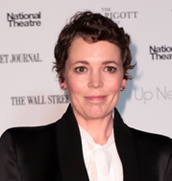 Olivia Colman | &#x397; &#x3C0;&#x3C1;&#x3CE;&#x3C4;&#x3B7; &#x3C4;&#x3B7;&#x3C2; &#x3C6;&#x3C9;&#x3C4;&#x3BF;&#x3B3;&#x3C1;&#x3B1;&#x3C6;&#x3AF;&#x3B1; &#x3C9;&#x3C2; Miss Havisham &#x3C3;&#x3C4;&#x3B9;&#x3C2; &quot;&#x39C;&#x3B5;&#x3B3;&#x3AC;&#x3BB;&#x3B5;&#x3C2; &#x3A0;&#x3C1;&#x3BF;&#x3C3;&#x3B4;&#x3BF;&#x3BA;&#x3AF;&#x3B5;&#x3C2;&quot; &#x3B1;&#x3C0;&#x3CC; &#x3C4;&#x3BF; BBC