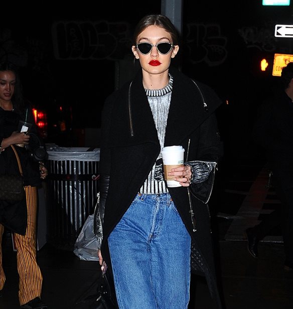 Gigi Hadid- Jamie Dornan: &#x3A0;&#x3BF;&#x3CD; &#x3C4;&#x3BF;&#x3C5;&#x3C2; &#x3B5;&#x3BD;&#x3C4;&#x3CC;&#x3C0;&#x3B9;&#x3C3;&#x3B5; &#x3BF; &#x3C6;&#x3C9;&#x3C4;&#x3BF;&#x3B3;&#x3C1;&#x3B1;&#x3C6;&#x3B9;&#x3BA;&#x3CC;&#x3C2; &#x3C6;&#x3B1;&#x3BA;&#x3CC;&#x3C2;;