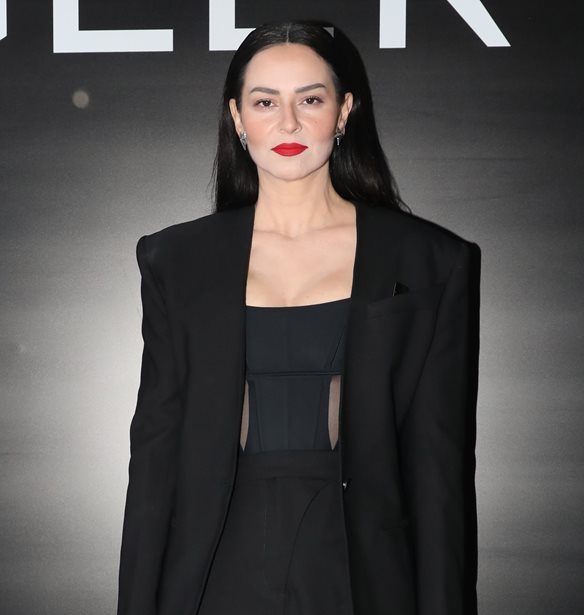 &#x397; &#x396;&#x3B5;&#x3BD;&#x3B5;&#x3B2;&#x3B9;&#x3AD;&#x3B2; &#x39C;&#x3B1;&#x3B6;&#x3B1;&#x3C1;&#x3AF; &#x3C5;&#x3B9;&#x3BF;&#x3B8;&#x3AD;&#x3C4;&#x3B7;&#x3C3;&#x3B5; &#x3C4;&#x3B7; &#x3BC;&#x3B5;&#x3B3;&#x3B1;&#x3BB;&#x3CD;&#x3C4;&#x3B5;&#x3C1;&#x3B7; &#x3C4;&#x3AC;&#x3C3;&#x3B7; &#x3C3;&#x3C4;&#x3B1; &#x3C6;&#x3BF;&#x3C1;&#x3AD;&#x3BC;&#x3B1;&#x3C4;&#x3B1; &#x3B3;&#x3B9;&#x3B1; &#x3C4;&#x3BF; &#x3C6;&#x3B8;&#x3B9;&#x3BD;&#x3CC;&#x3C0;&#x3C9;&#x3C1;&#x3BF;