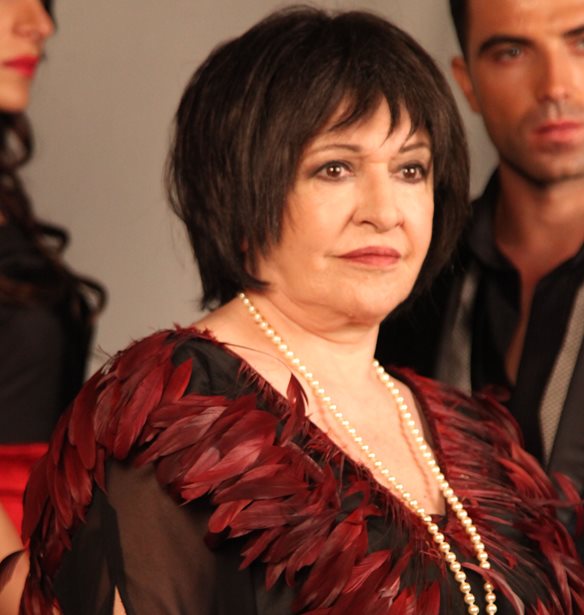 &#x3A0;&#x3AD;&#x3B8;&#x3B1;&#x3BD;&#x3B5; &#x3B7; &#x39C;&#x3AC;&#x3C1;&#x3B8;&#x3B1; &#x39A;&#x3B1;&#x3C1;&#x3B1;&#x3B3;&#x3B9;&#x3AC;&#x3BD;&#x3BD;&#x3B7;