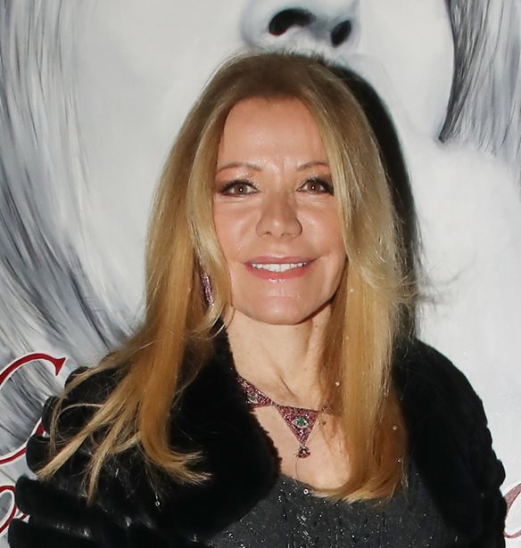 Μαριάννα Λάτση | Με glam χειμερινό look σε νέα της βραδινή έξοδο