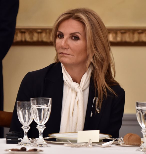 &#x39C;&#x3B1;&#x3C1;&#x3AD;&#x3B2;&#x3B1; &#x39C;&#x3B7;&#x3C4;&#x3C3;&#x3BF;&#x3C4;&#x3AC;&#x3BA;&#x3B7; | &#x39C;&#x3B5; &#x3BB;&#x3B5;&#x3C5;&#x3BA;&#x3AE; &#x3BF;&#x3BB;&#x3CC;&#x3C3;&#x3C9;&#x3BC;&#x3B7; &#x3C6;&#x3CC;&#x3C1;&#x3BC;&#x3B1; &#x3C3;&#x3C4;&#x3B7;&#x3BD; &#x3BF;&#x3BC;&#x3B9;&#x3BB;&#x3AF;&#x3B1; &#x3C4;&#x3BF;&#x3C5; &#x3A0;&#x3C1;&#x3C9;&#x3B8;&#x3C5;&#x3C0;&#x3BF;&#x3C5;&#x3C1;&#x3B3;&#x3BF;&#x3CD; &#x3C3;&#x3C4;&#x3B7; &#x394;&#x395;&#x398;