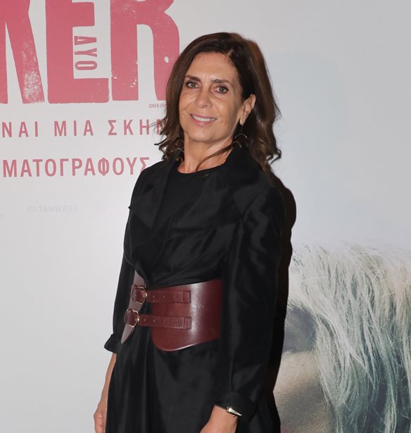 Η Κατερίνα Διδασκάλου με το φόρεμα που θα αντικαταστήσει το κλασικό μαύρο φέτος το φθινόπωρο