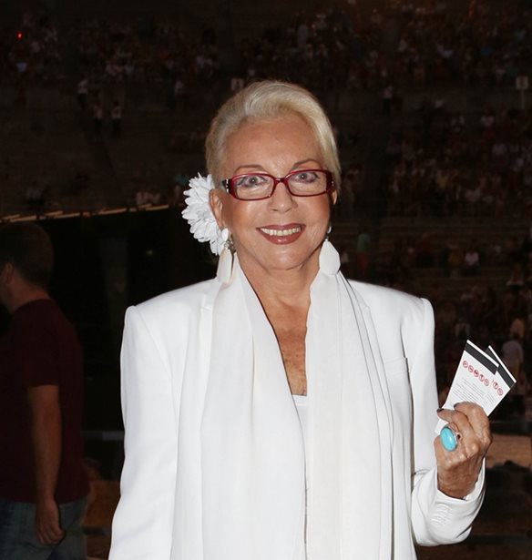 &#x388;&#x3C6;&#x3C5;&#x3B3;&#x3B5; &#x3B1;&#x3C0;&#x3CC; &#x3C4;&#x3B7; &#x3B6;&#x3C9;&#x3AE; &#x3B7; &#x39D;&#x3CC;&#x3BD;&#x3B9;&#x3BA;&#x3B1; &#x393;&#x3B1;&#x3BB;&#x3B7;&#x3BD;&#x3AD;&#x3B1;