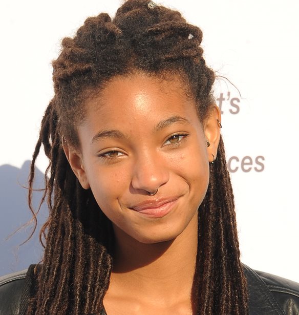 Willow Smith | &#x3A0;&#x3CE;&#x3C2; &#x3AE;&#x3C4;&#x3B1;&#x3BD; &#x3BD;&#x3B1; &#x3BC;&#x3B5;&#x3B3;&#x3B1;&#x3BB;&#x3CE;&#x3BD;&#x3B5;&#x3B9; &#x3B2;&#x3BB;&#x3AD;&#x3C0;&#x3BF;&#x3BD;&#x3C4;&#x3B1;&#x3C2; &#x3C4;&#x3B7; &#x3BC;&#x3B1;&#x3BC;&#x3AC; &#x3C4;&#x3B7;&#x3C2; &#x3BD;&#x3B1; &#x3B2;&#x3B9;&#x3CE;&#x3BD;&#x3B5;&#x3B9; &#x3C1;&#x3B1;&#x3C4;&#x3C3;&#x3B9;&#x3C3;&#x3BC;&#x3CC;