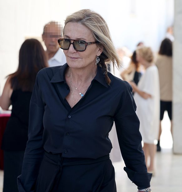 &#x39C;&#x3B1;&#x3C1;&#x3AD;&#x3B2;&#x3B1; &#x39C;&#x3B7;&#x3C4;&#x3C3;&#x3BF;&#x3C4;&#x3AC;&#x3BA;&#x3B7; | &#x397; &#x3B5;&#x3BC;&#x3C6;&#x3AC;&#x3BD;&#x3B9;&#x3C3;&#x3AE; &#x3C4;&#x3B7;&#x3C2; &#x3BC;&#x3B5; casual look &#x3BA;&#x3B1;&#x3B9; &#x3B3;&#x3B1;&#x3BB;&#x3CC;&#x3C4;&#x3C3;&#x3B5;&#x3C2;