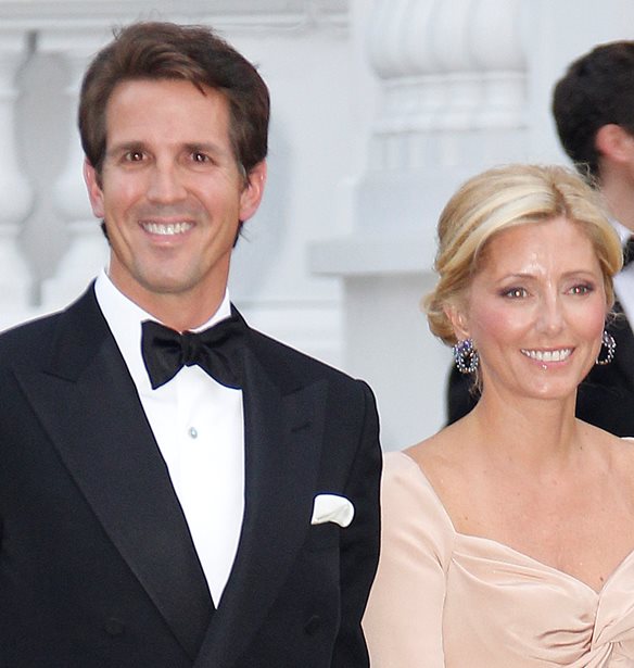 Marie-Chantal | &#x397; throwback &#x3C6;&#x3C9;&#x3C4;&#x3BF;&#x3B3;&#x3C1;&#x3B1;&#x3C6;&#x3AF;&#x3B1; &#x3B1;&#x3C0;&#x3CC; &#x3C4;&#x3BF; &#x3BF;&#x3BD;&#x3B5;&#x3B9;&#x3C1;&#x3B9;&#x3BA;&#x3CC; Met Gala &#x3C4;&#x3BF;&#x3C5; 2001