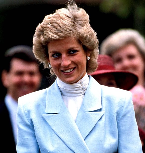 &#x39F; &#x3B4;&#x3B7;&#x3BC;&#x3B9;&#x3BF;&#x3C5;&#x3C1;&#x3B3;&#x3CC;&#x3C2; &#x3C4;&#x3BF;&#x3C5; The Crown &#x3C3;&#x3C5;&#x3B3;&#x3BA;&#x3C1;&#x3AF;&#x3BD;&#x3B5;&#x3B9; &#x3C4;&#x3B7;&#x3BD; &#x3C0;&#x3C1;&#x3B9;&#x3B3;&#x3BA;&#x3AF;&#x3C0;&#x3B9;&#x3C3;&#x3C3;&#x3B1; Diana &#x3BC;&#x3B5; &#x3C4;&#x3B7; &#x3B4;&#x3BF;&#x3CD;&#x3BA;&#x3B9;&#x3C3;&#x3C3;&#x3B1; &#x3C4;&#x3BF;&#x3C5; Sussex