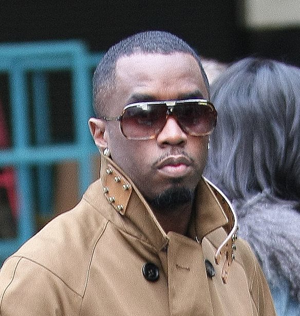 P. Diddy | &#x397; &#x3BC;&#x3B7;&#x3C4;&#x3AD;&#x3C1;&#x3B1; &#x3C4;&#x3BF;&#x3C5; &#x3C0;&#x3B1;&#x3AF;&#x3C1;&#x3BD;&#x3B5;&#x3B9; &#x3B3;&#x3B9;&#x3B1; &#x3C0;&#x3C1;&#x3CE;&#x3C4;&#x3B7; &#x3C6;&#x3BF;&#x3C1;&#x3AC; &#x3B8;&#x3AD;&#x3C3;&#x3B7; &#x3B3;&#x3B9;&#x3B1; &#x3CC;&#x3C3;&#x3B1; &#x3B1;&#x3BA;&#x3BF;&#x3CD;&#x3B3;&#x3BF;&#x3BD;&#x3C4;&#x3B1;&#x3B9; &#x3B3;&#x3B9;&#x3B1; &#x3C4;&#x3BF;&#x3BD; &#x3B3;&#x3B9;&#x3BF; &#x3C4;&#x3B7;&#x3C2;