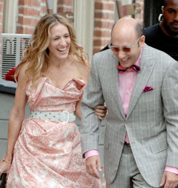 Sarah Jessica Parker | &#x39F; &#x3BB;&#x3CC;&#x3B3;&#x3BF;&#x3C2; &#x3C0;&#x3BF;&#x3C5; &#x3B4;&#x3B5;&#x3BD; &#x3AD;&#x3B3;&#x3C1;&#x3B1;&#x3C8;&#x3B5; &#x3C4;&#x3AF;&#x3C0;&#x3BF;&#x3C4;&#x3B1; &#x3C3;&#x3C4;&#x3B1; social media &#x3B3;&#x3B9;&#x3B1; &#x3C4;&#x3BF;&#x3BD; &#x3B8;&#x3AC;&#x3BD;&#x3B1;&#x3C4;&#x3BF; &#x3C4;&#x3BF;&#x3C5; Willie Garson