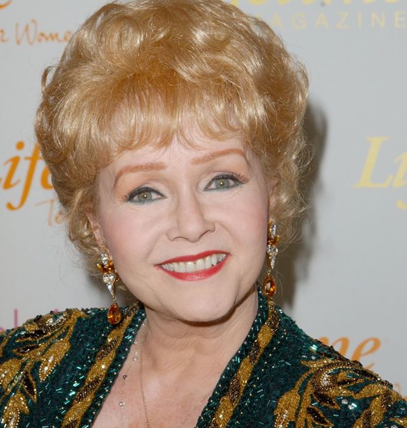 H Debbie Reynolds &#x3B4;&#x3B9;&#x3AD;&#x3B8;&#x3B5;&#x3C4;&#x3B5; &#x3BC;&#x3B9;&#x3B1; &#x3BC;&#x3B5;&#x3B3;&#x3AC;&#x3BB;&#x3B7; &#x3C3;&#x3C5;&#x3BB;&#x3BB;&#x3BF;&#x3B3;&#x3AE; &#x3BC;&#x3B5; &#x3BA;&#x3B5;&#x3B9;&#x3BC;&#x3AE;&#x3BB;&#x3B9;&#x3B1; &#x3C4;&#x3BF;&#x3C5; &#x3C0;&#x3B1;&#x3BB;&#x3B9;&#x3BF;&#x3CD; Hollywood