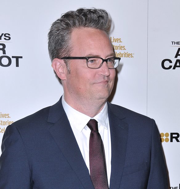 Matthew Perry | &#x393;&#x3B9;&#x3B1;&#x3C4;&#x3AF; &#x3BF; &#x3B7;&#x3B8;&#x3BF;&#x3C0;&#x3BF;&#x3B9;&#x3CC;&#x3C2; &#x3BC;&#x3B9;&#x3C3;&#x3B5;&#x3AF; &#x3C4;&#x3CC;&#x3C3;&#x3BF; &#x3C0;&#x3BF;&#x3BB;&#x3CD; &#x3C4;&#x3BF;&#x3BD; Keanu Reeves; &#x397; &#x3B1;&#x3C0;&#x3AF;&#x3C3;&#x3C4;&#x3B5;&#x3C5;&#x3C4;&#x3B7; &#x3B1;&#x3C4;&#x3AC;&#x3BA;&#x3B1; &#x3C0;&#x3BF;&#x3C5; &#x3AD;&#x3B3;&#x3C1;&#x3B1;&#x3C8;&#x3B5; &#x3C3;&#x3C4;&#x3BF; &#x3BD;&#x3AD;&#x3BF; &#x3C4;&#x3BF;&#x3C5; &#x3B2;&#x3B9;&#x3B2;&#x3BB;&#x3AF;&#x3BF;