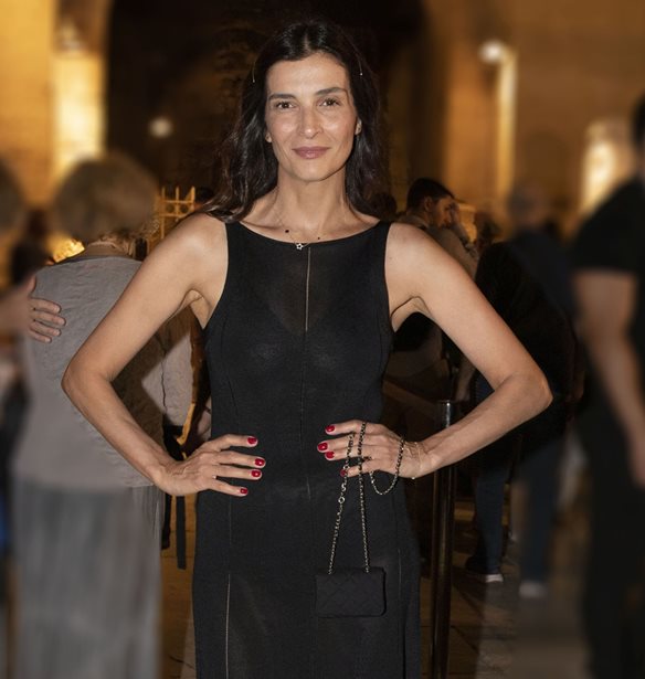 &#x397; &#x391;&#x3BD;&#x3C4;&#x3B9;&#x3B3;&#x3CC;&#x3BD;&#x3B7; &#x39A;&#x3BF;&#x3C5;&#x3BB;&#x3BF;&#x3C5;&#x3BA;&#x3AC;&#x3BA;&#x3BF;&#x3C5; &#x3BC;&#x3B5; &#x3BB;&#x3B5;&#x3C5;&#x3BA;&#x3AE; &#x3B4;&#x3B1;&#x3BD;&#x3C4;&#x3B5;&#x3BB;&#x3AD;&#x3BD;&#x3B9;&#x3B1; &#x3C6;&#x3BF;&#x3CD;&#x3C3;&#x3C4;&#x3B1; &#x3BA;&#x3B1;&#x3B9; leopard &#x3C0;&#x3B1;&#x3C0;&#x3BF;&#x3CD;&#x3C4;&#x3C3;&#x3B9;&#x3B1; &#x3C3;&#x3C4;&#x3BF; &#x397;&#x3C1;&#x3CE;&#x3B4;&#x3B5;&#x3B9;&#x3BF;