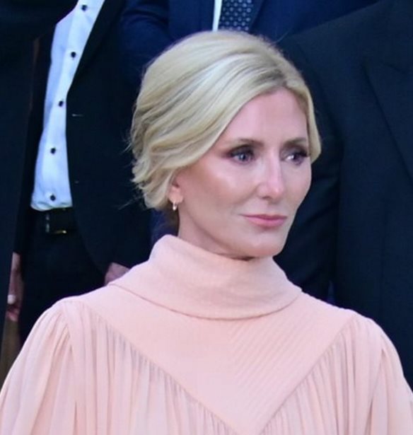 Marie Chantal | &#x397; &#x3B1;&#x3BD;&#x3B1;&#x3C4;&#x3C1;&#x3B5;&#x3C0;&#x3C4;&#x3B9;&#x3BA;&#x3AE; &#x3C6;&#x3C9;&#x3C4;&#x3BF;&#x3B3;&#x3C1;&#x3B1;&#x3C6;&#x3AF;&#x3B1; &#x3BC;&#x3B5; &#x3AC;&#x3C1;&#x3C9;&#x3BC;&#x3B1; &#x395;&#x3BB;&#x3BB;&#x3AC;&#x3B4;&#x3B1;&#x3C2; &#x3C0;&#x3BF;&#x3C5; &#x3B4;&#x3B7;&#x3BC;&#x3BF;&#x3C3;&#x3AF;&#x3B5;&#x3C5;&#x3C3;&#x3B5; &#x3C4;&#x3B7;&#x3BD; &#x3B7;&#x3BC;&#x3AD;&#x3C1;&#x3B1; &#x3C4;&#x3BF;&#x3C5; Thanksgiving