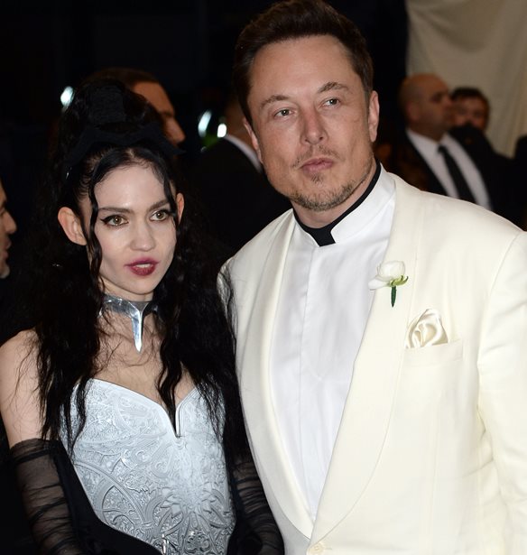 Grimes | &#x39C;&#x3BF;&#x3B9;&#x3C1;&#x3AC;&#x3C3;&#x3C4;&#x3B7;&#x3BA;&#x3B5; &#x3BC;&#x3B9;&#x3B1; &#x3C3;&#x3C0;&#x3AC;&#x3BD;&#x3B9;&#x3B1; &#x3C6;&#x3C9;&#x3C4;&#x3BF;&#x3B3;&#x3C1;&#x3B1;&#x3C6;&#x3AF;&#x3B1; &#x3C4;&#x3B7;&#x3C2; 9 &#x3BC;&#x3B7;&#x3BD;&#x3CE;&#x3BD; &#x3BA;&#x3CC;&#x3C1;&#x3B7;&#x3C2; &#x3C4;&#x3B7;&#x3C2; &#x3BC;&#x3B5; &#x3C4;&#x3BF;&#x3BD; Elon Musk