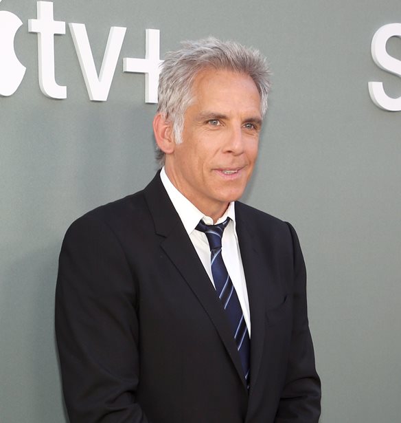 Ben Stiller | &#x3A3;&#x3C4;&#x3BF; &#x3BA;&#x3CC;&#x3BA;&#x3BA;&#x3B9;&#x3BD;&#x3BF; &#x3C7;&#x3B1;&#x3BB;&#x3AF; &#x3C4;&#x3C9;&#x3BD; Emmy &#x3BC;&#x3B5; &#x3C4;&#x3B7; 20&#x3C7;&#x3C1;&#x3BF;&#x3BD;&#x3B7; &#x3BA;&#x3CC;&#x3C1;&#x3B7; &#x3C4;&#x3BF;&#x3C5;, Ella Olivia