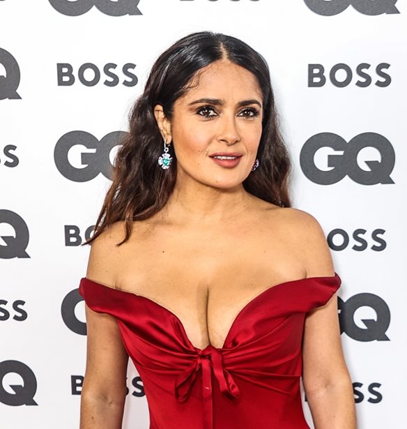 Salma Hayek | H &#x3B5;&#x3BC;&#x3C6;&#x3AC;&#x3BD;&#x3B9;&#x3C3;&#x3B7; &#x3BC;&#x3B5; &#x3B5;&#x3C3;&#x3CE;&#x3C1;&#x3BF;&#x3C5;&#x3C7;&#x3B1; &#x3C3;&#x3C4;&#x3B7;&#x3BD; &#x3C0;&#x3C1;&#x3B5;&#x3BC;&#x3B9;&#x3AD;&#x3C1;&#x3B1; &#x3C4;&#x3BF;&#x3C5; &#x27;Magic Mike&#x27;s Last Dance&#x27;