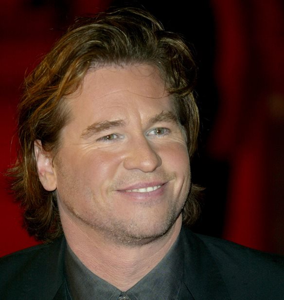 &#x388;&#x3C6;&#x3C5;&#x3B3;&#x3B5; &#x3B1;&#x3C0;&#x3CC; &#x3C4;&#x3B7; &#x3B6;&#x3C9;&#x3AE; &#x3BF; Val Kilmer